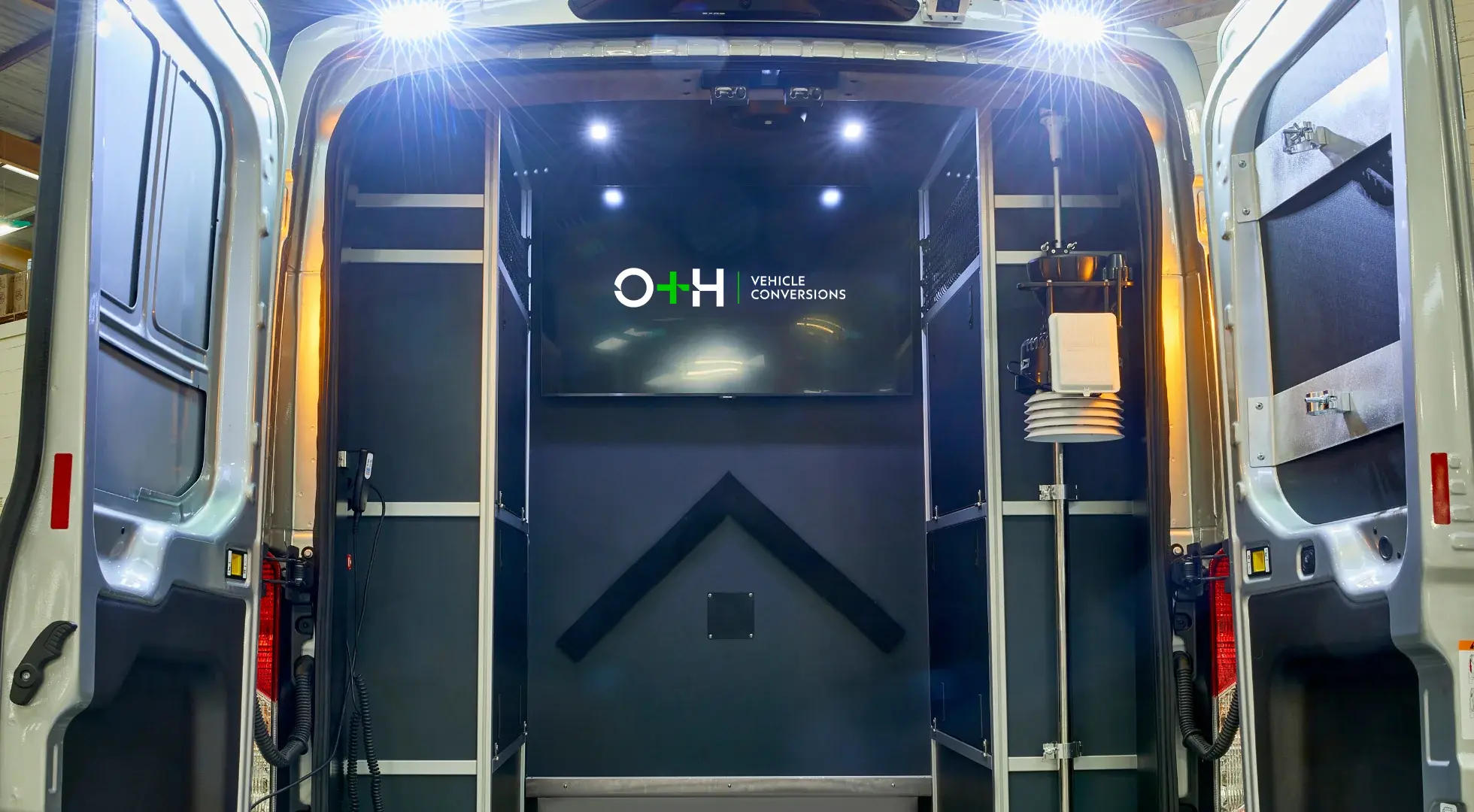 Rear compartment of command and control unit